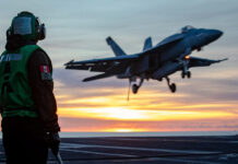 Chúng ta đang trên bờ vực chiến tranh.