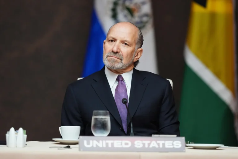 As Lutnick Sold Cantor to His Children, Tether Gave Them a Loan