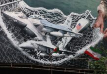 Hai kẻ độc tài ngạo mạn phong tỏa Hormuz: Liệu chuyện gì có thể xảy ra?