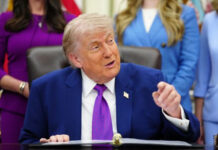 Trump đang mắc kẹt trong cái bẫy Iran do chính mình tạo ra — và chỉ có hai lựa chọn