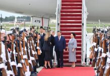 TRUMP–TẬP BẮT TAY: ĐÌNH CHIẾN THƯƠNG MẠI HAY CHỈ ĐANG MUA THÊM THỜI GIAN?