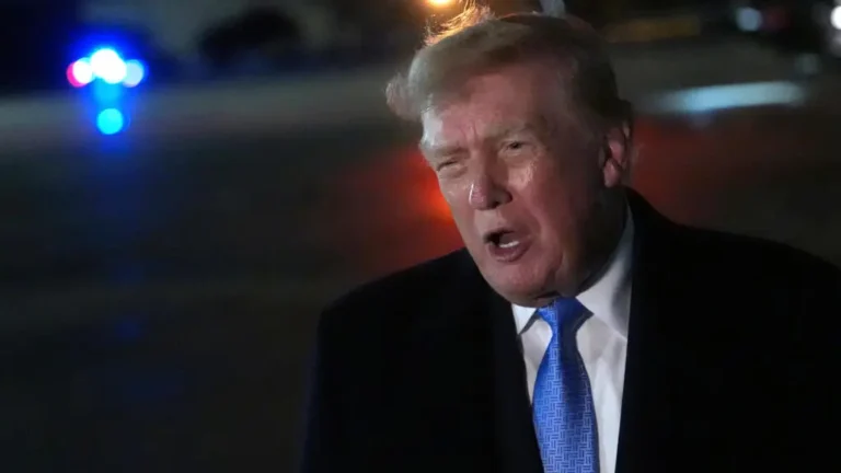 Eo biển Hormuz: TT Trump lại tuyên bố chờ đợi đàm phán sớm nối lại với Iran