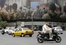 Tại sao Mỹ không thể bóp nghẹt nền kinh tế Iran
